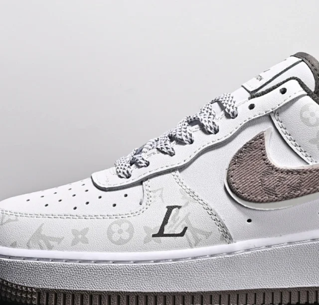 af1 classic white air force one