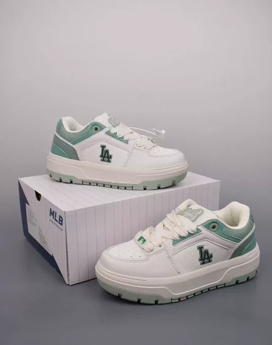 af1 classic white air force one